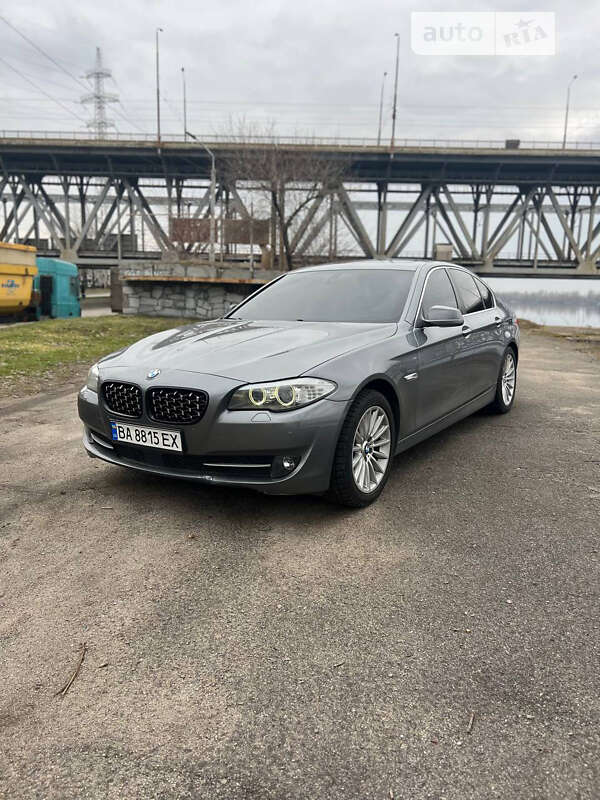 Bmw 528 (2010)