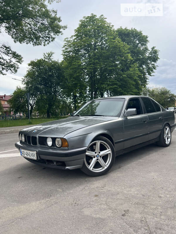 Bmw 525 (1990)
