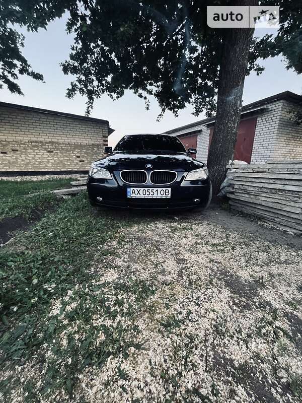 Bmw 520i (2003)