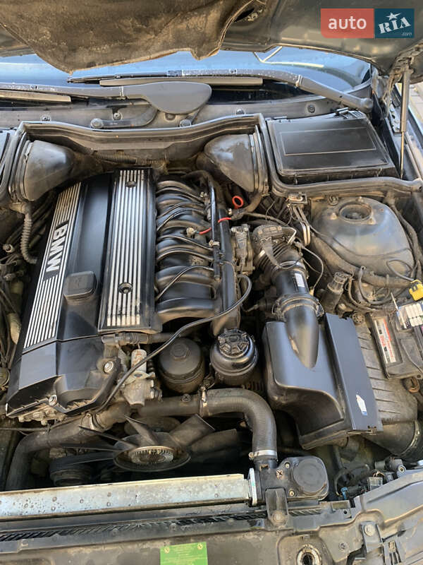 Bmw 528i (1996)