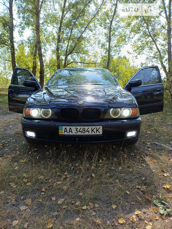 Bmw 523i (2000)