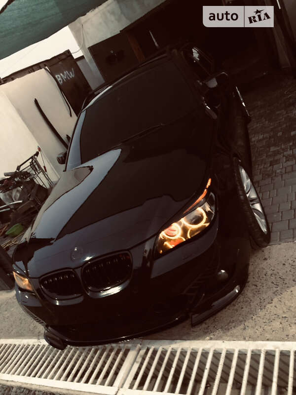 Bmw 523i (2006)