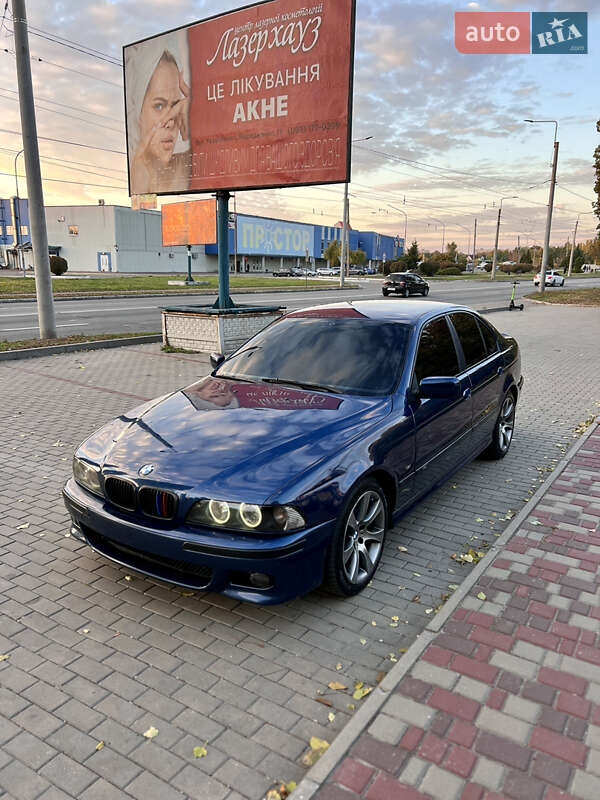 Bmw 528 (1999)