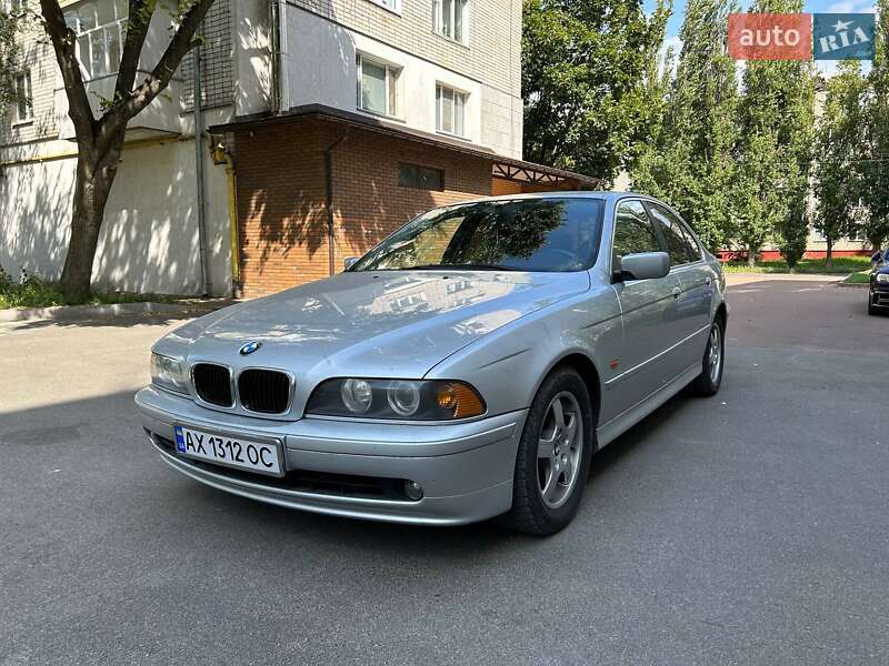 Bmw 525 (2003)