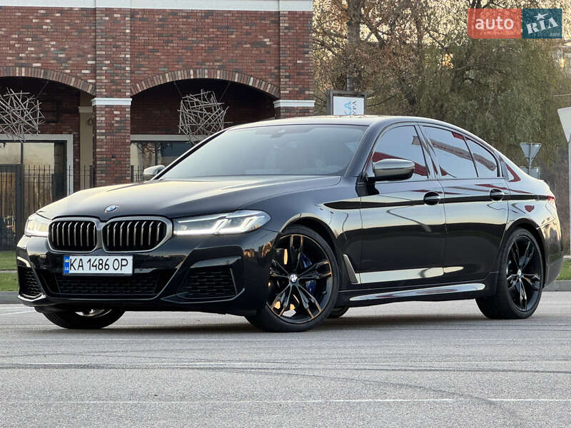 Bmw M550xi (2021)
