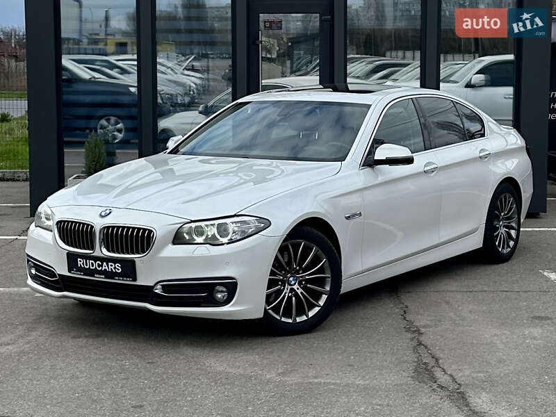 Bmw 5 series (2016)