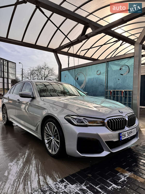 Bmw 5 series (2018)
