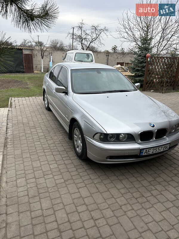 Bmw 5 series (2001)
