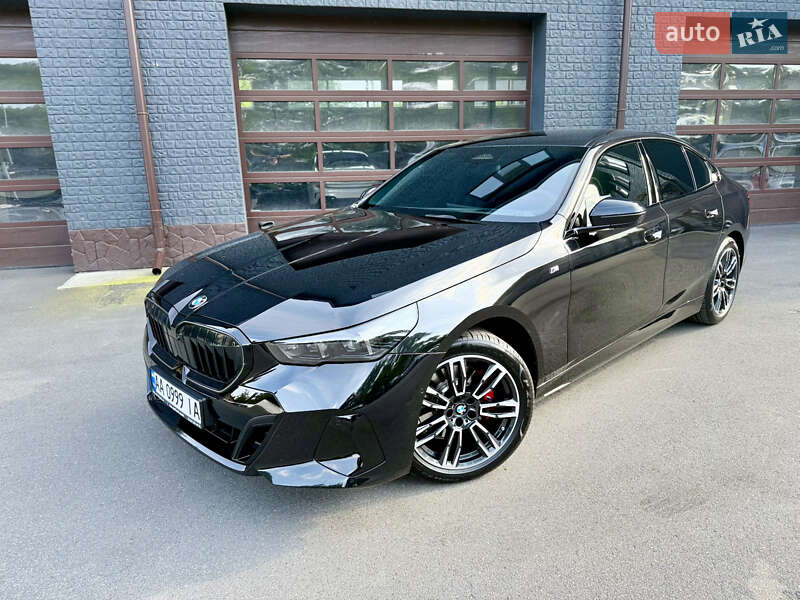Bmw 5 series (2023)
