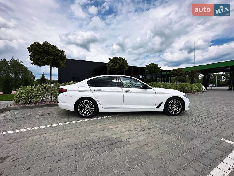 Bmw 5 series (2018)
