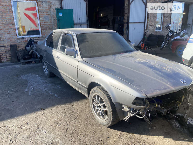 Bmw 7 series (1991)