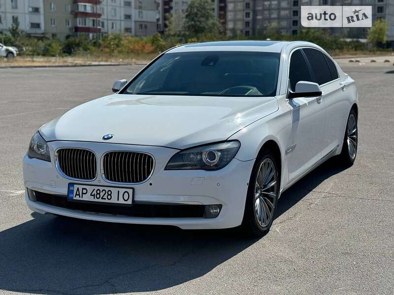 Bmw 7 series (2011)