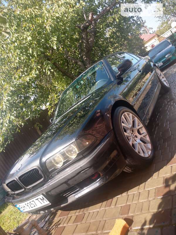 Bmw 7 series (1997)