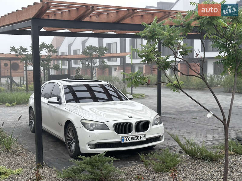 Bmw 7 series (2010)