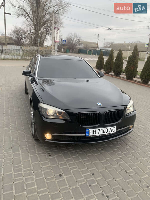 Bmw 7 series (2010)