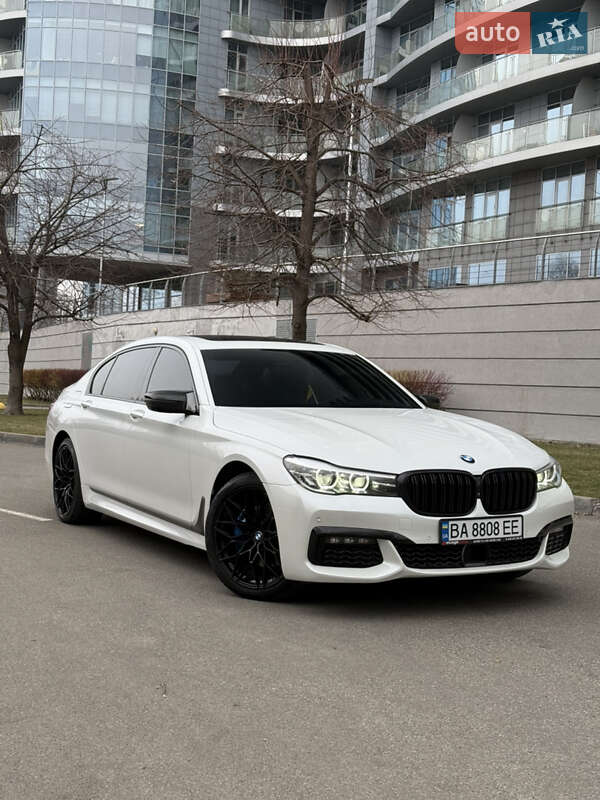 Bmw 7 series (2015)