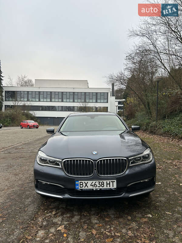 Bmw 7 series (2016)