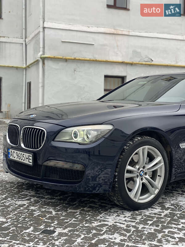 Bmw 7 series (2012)