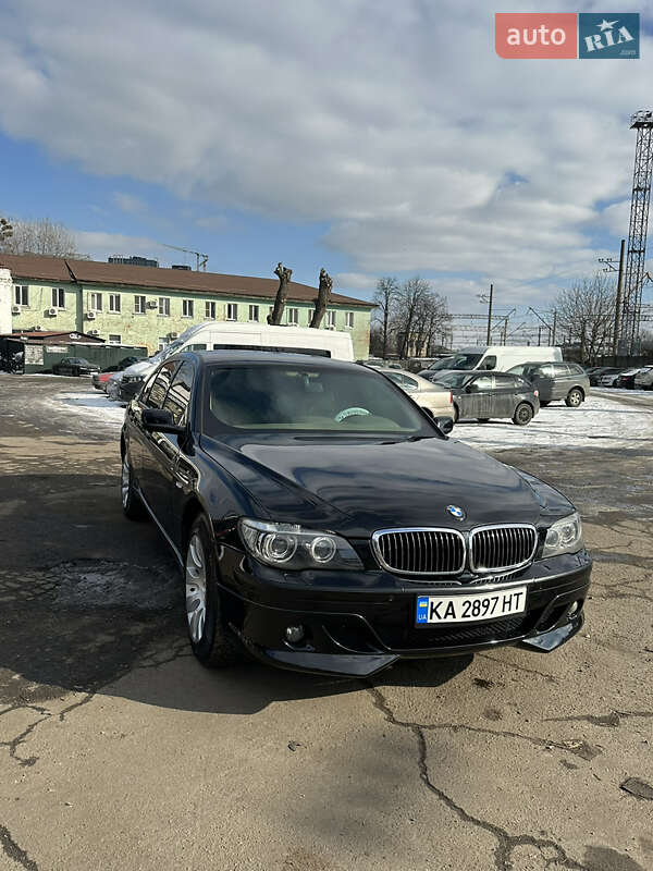 Bmw 7 series (2003)