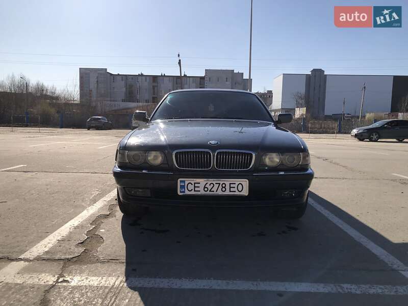 Bmw 7 series (2000)