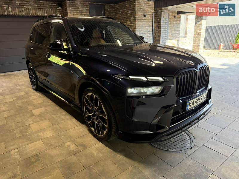 Bmw X7 (2022)