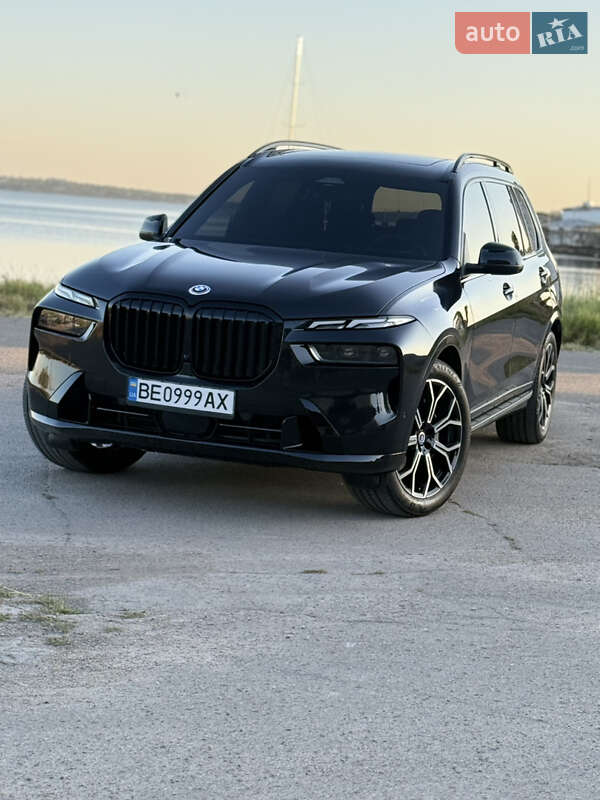 Bmw X7 (2023)