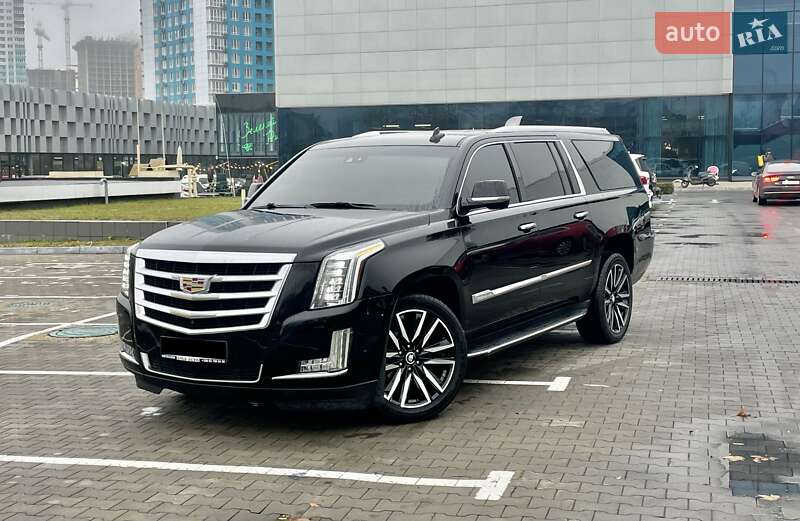 Cadillac Escalade (2017)