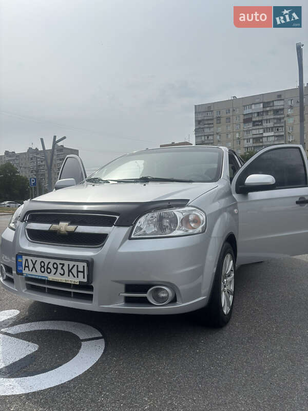 Chevrolet Aveo (2011)