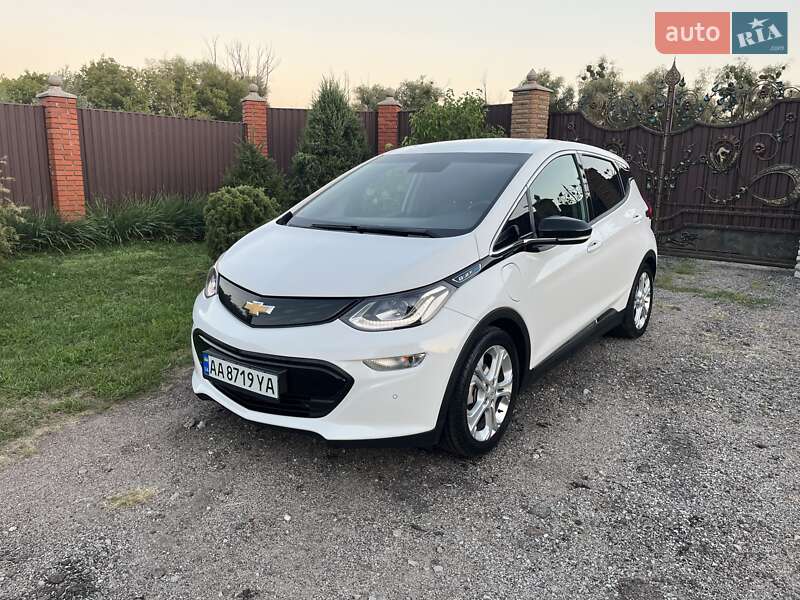 Chevrolet Bolt ev (2017)