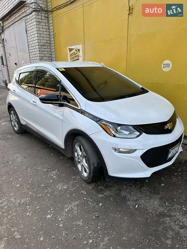 Chevrolet Bolt ev (2016)
