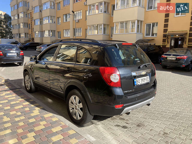 Chevrolet Captiva (2009)