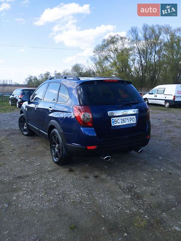 Chevrolet Captiva (2008)