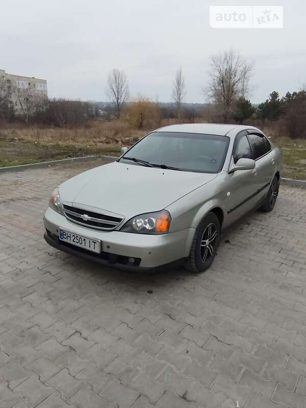 Chevrolet Evanda (2004)