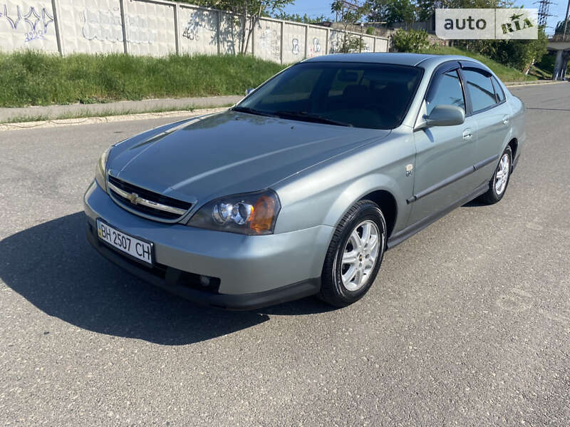 Chevrolet Evanda (2005)