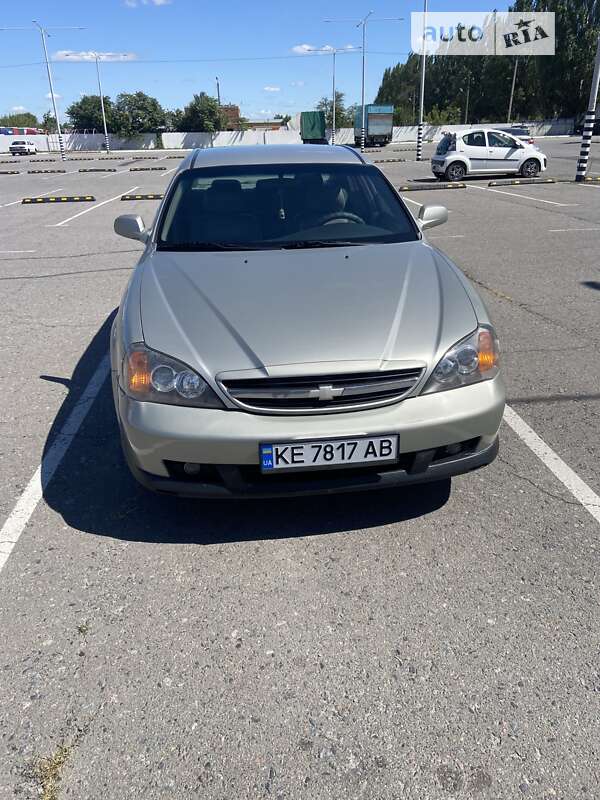 Chevrolet Evanda (2005)