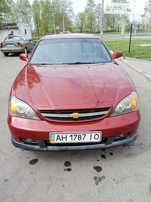 Chevrolet Evanda (2004)