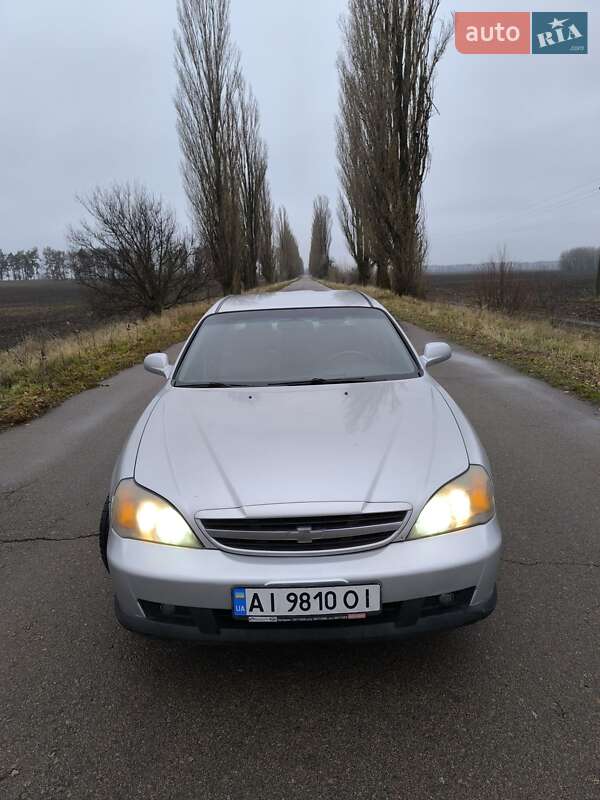Chevrolet Evanda (2005)