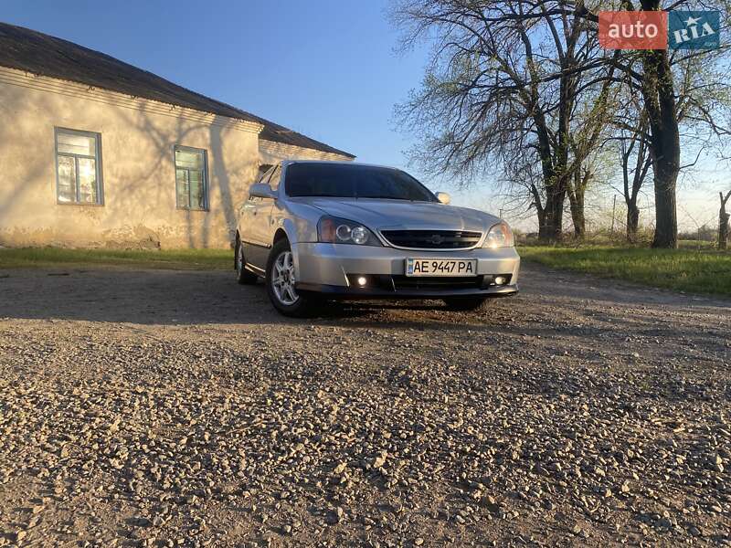 Chevrolet Evanda (2005)