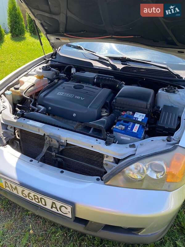 Chevrolet Evanda (2005)