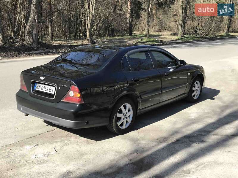 Chevrolet Evanda (2006)