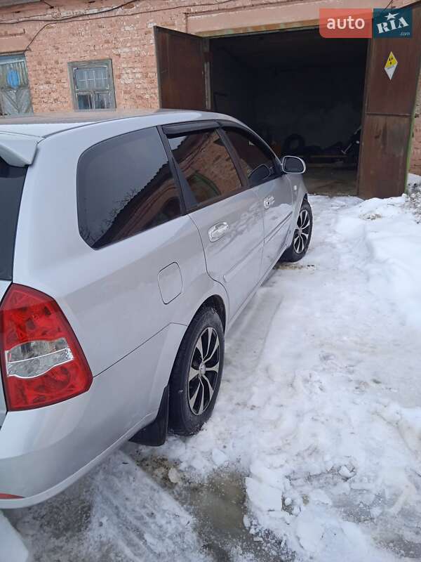 Chevrolet Lacetti (2008)