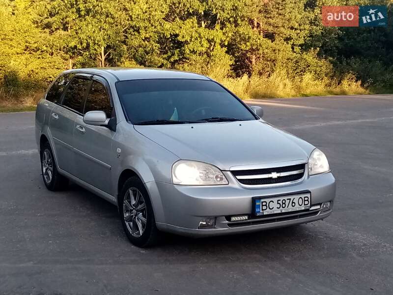 Chevrolet Lacetti (2005)