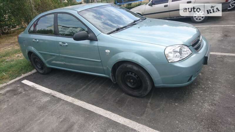 Chevrolet Lacetti (2008)