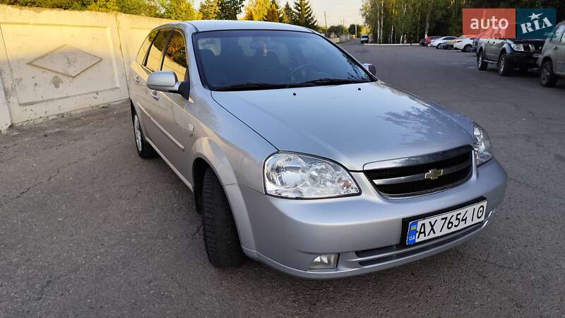Chevrolet Lacetti (2008)