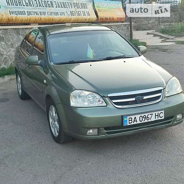 Chevrolet Lacetti (2005)
