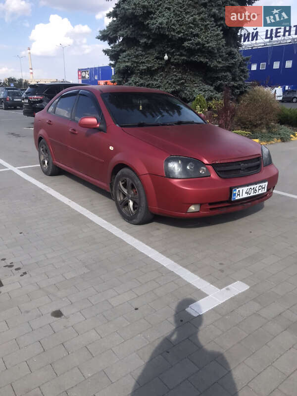 Chevrolet Lacetti (2004)
