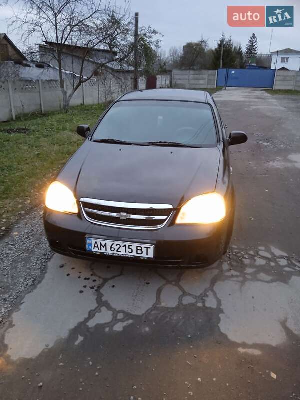 Chevrolet Lacetti (2008)