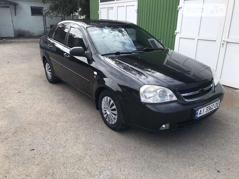 Chevrolet Lacetti (2005)