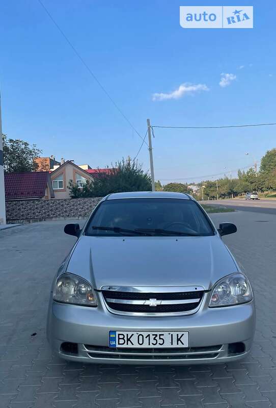 Chevrolet Lacetti (2008)