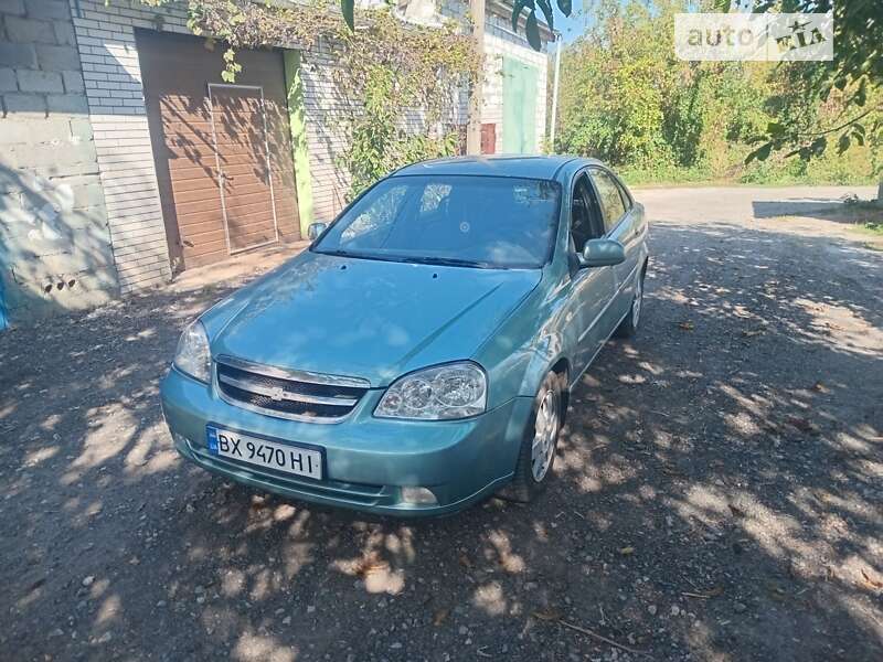 Chevrolet Lacetti (2004)